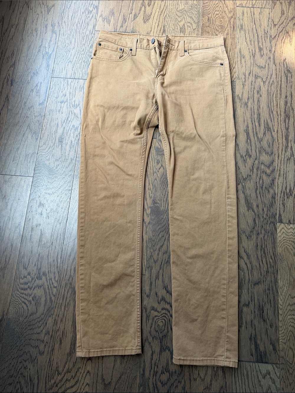 Men's Tan Levi’s Straight-Leg Pants